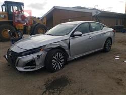 نيسان ألتيما